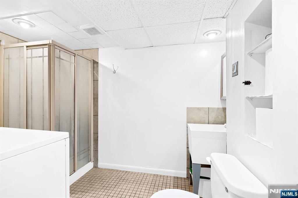 property viewer photo 17