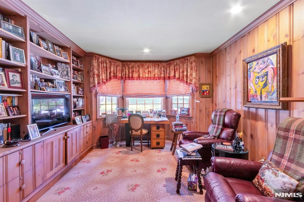 property viewer photo 14