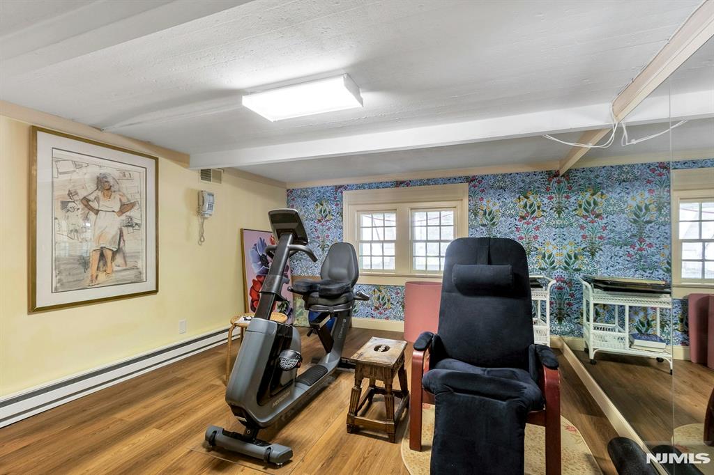 property viewer photo 17