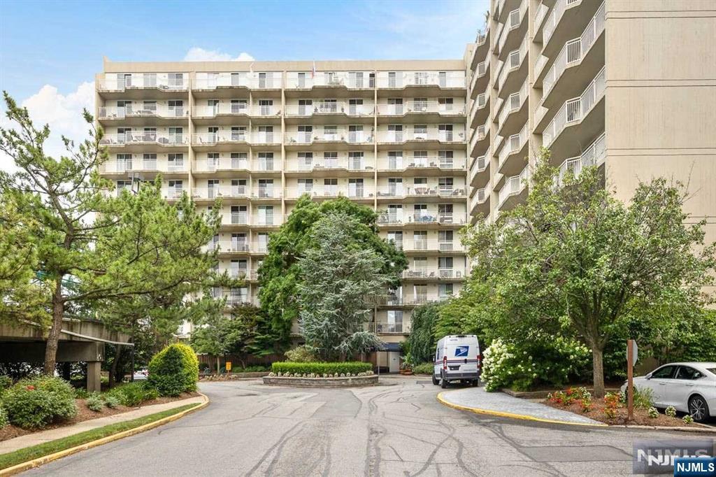 property viewer photo 14