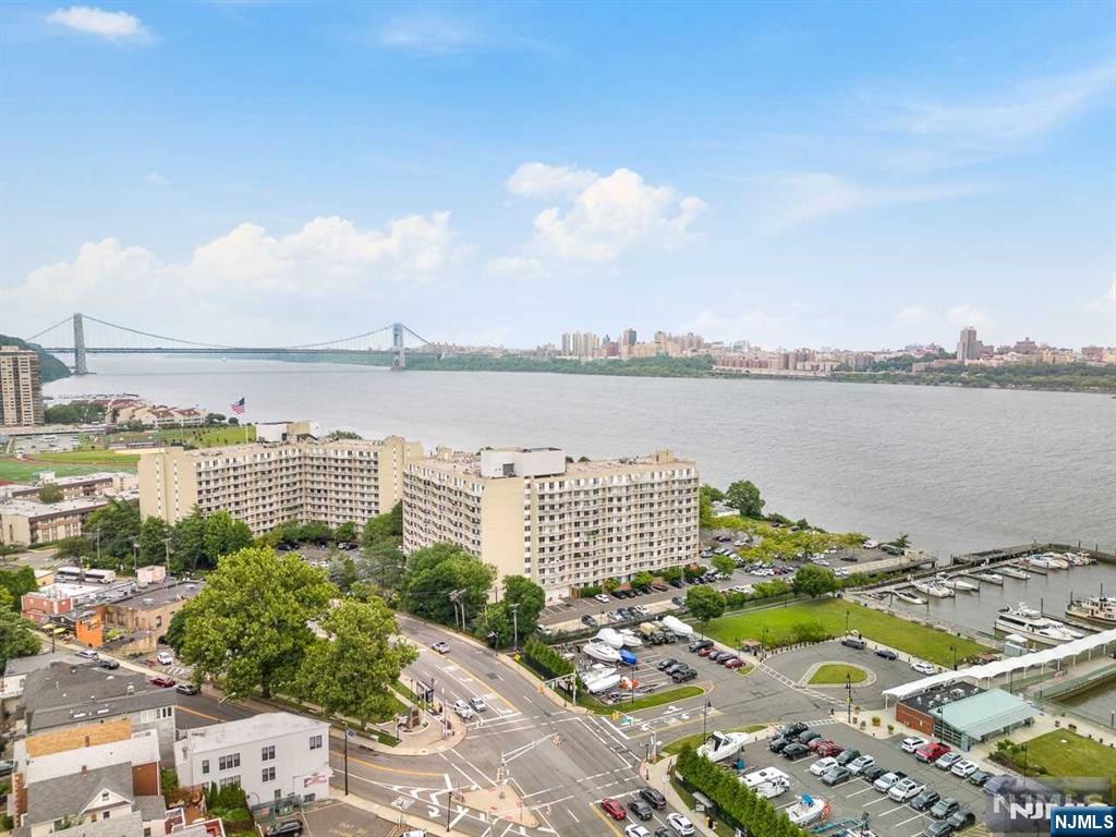 property viewer photo 17