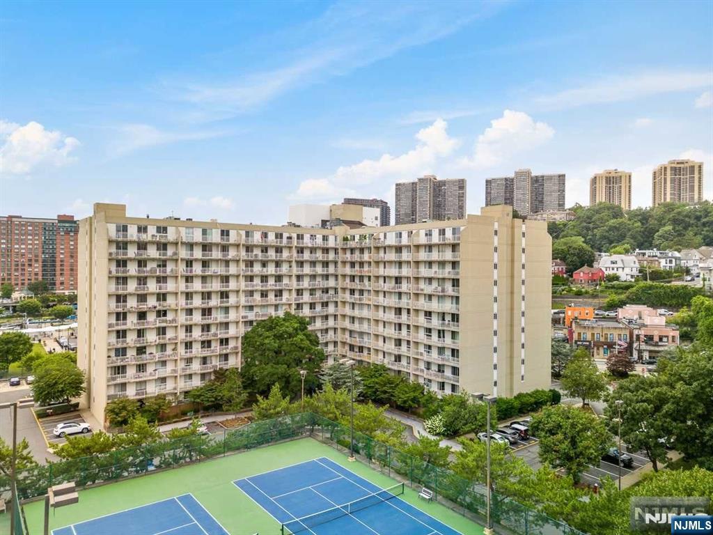 property viewer photo 20