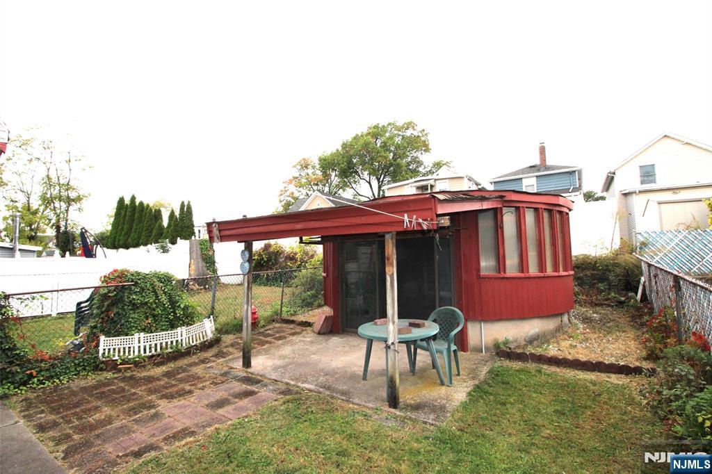 property viewer photo 21