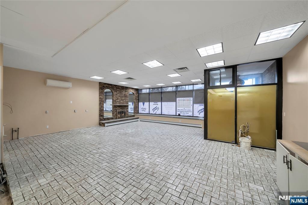 property viewer photo 12