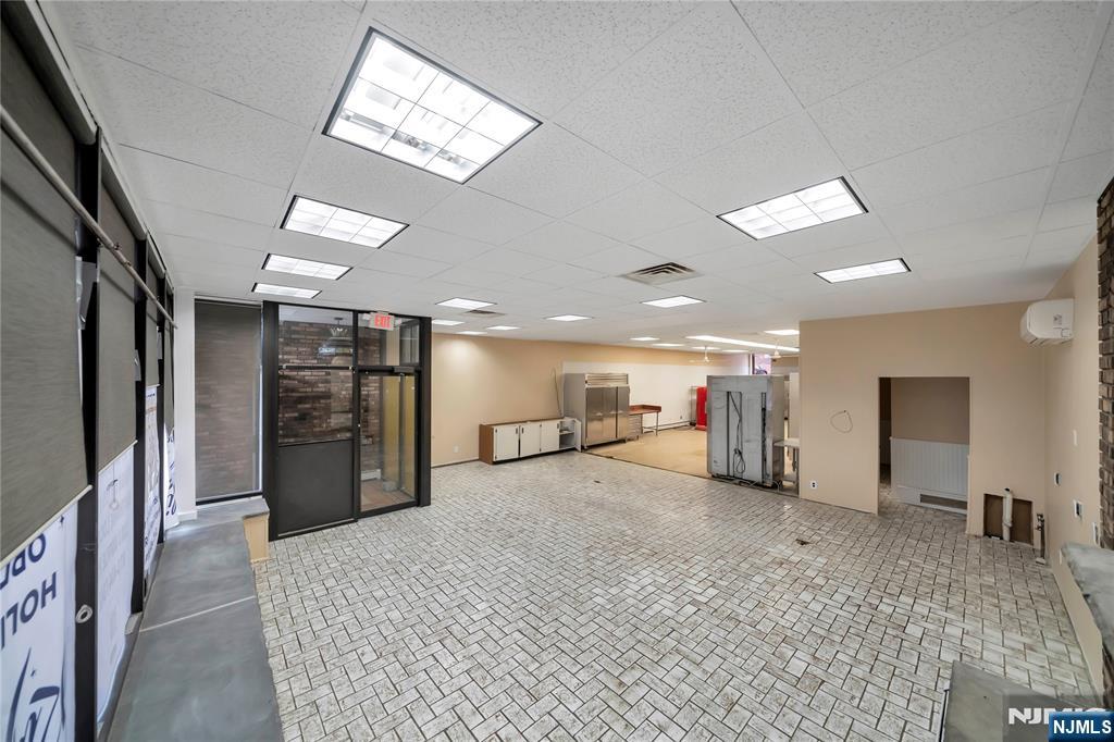 property viewer photo 13