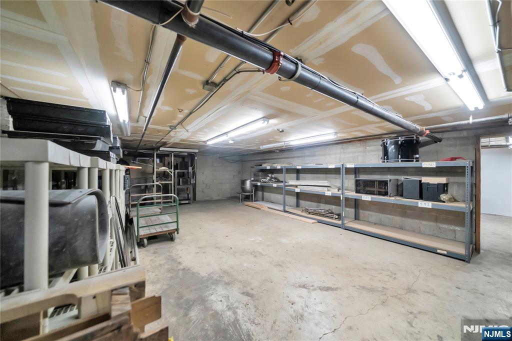 property viewer photo 17