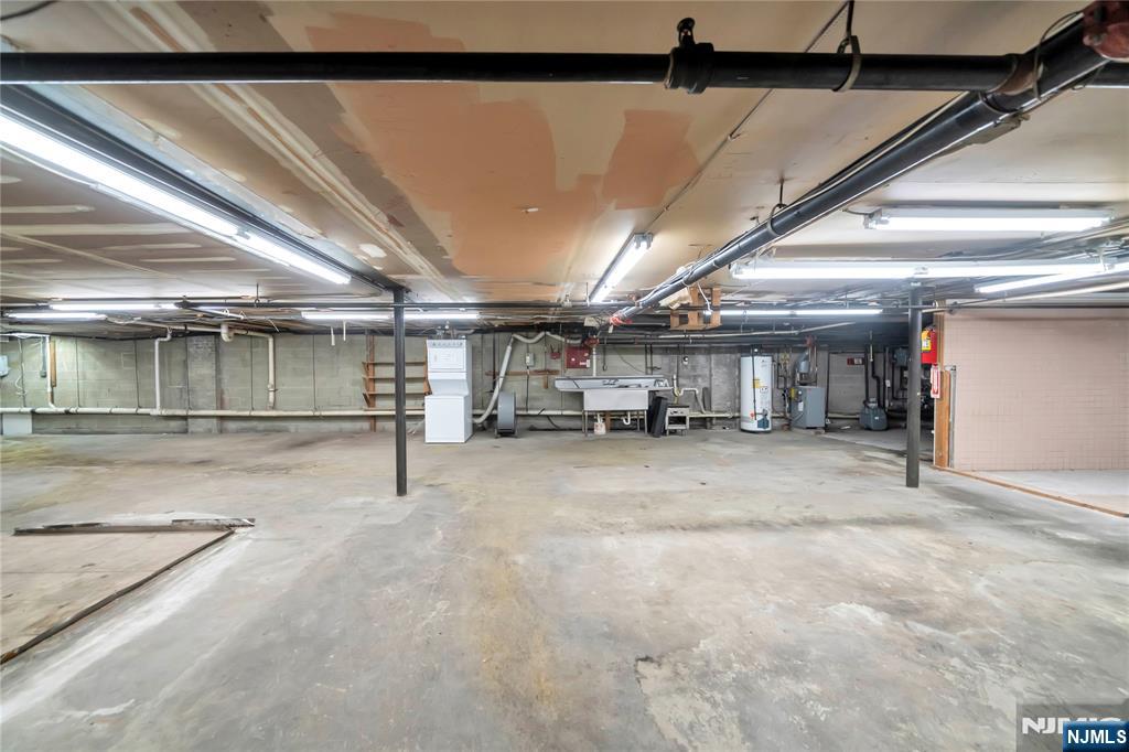 property viewer photo 19