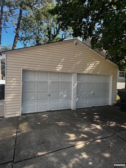 property viewer photo 25