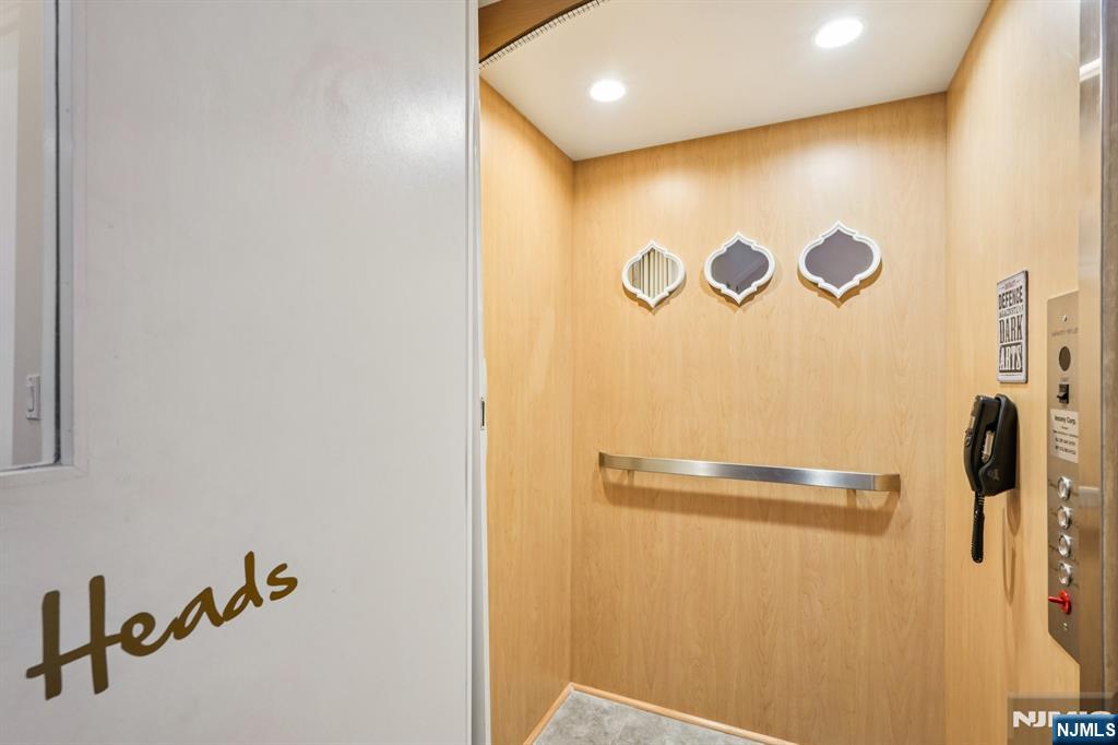 property viewer photo 26