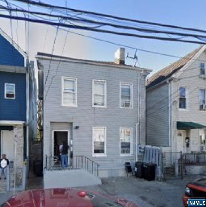 main property photo 11