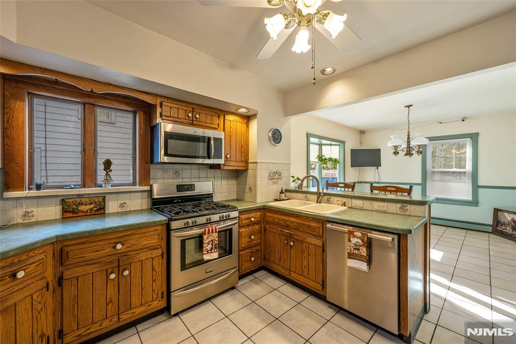 property viewer photo 10