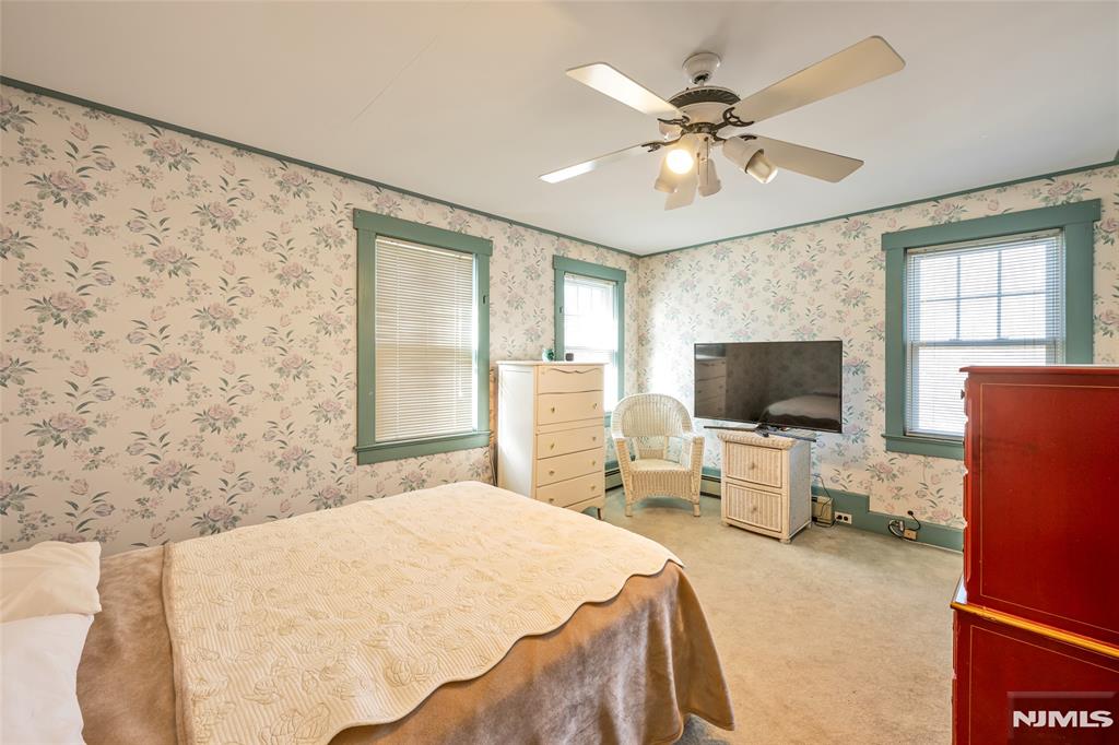 property viewer photo 14