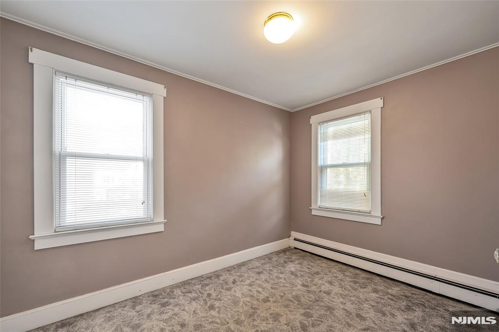 property viewer photo 16