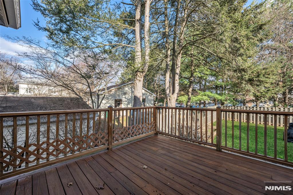property viewer photo 24