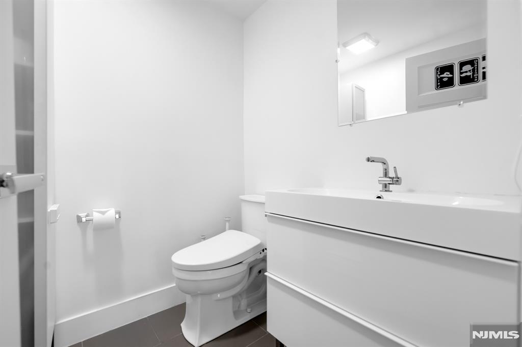 property viewer photo 29