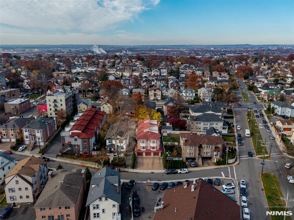 property viewer photo 34