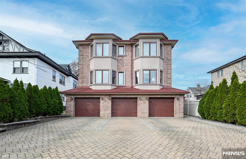 property viewer photo 36