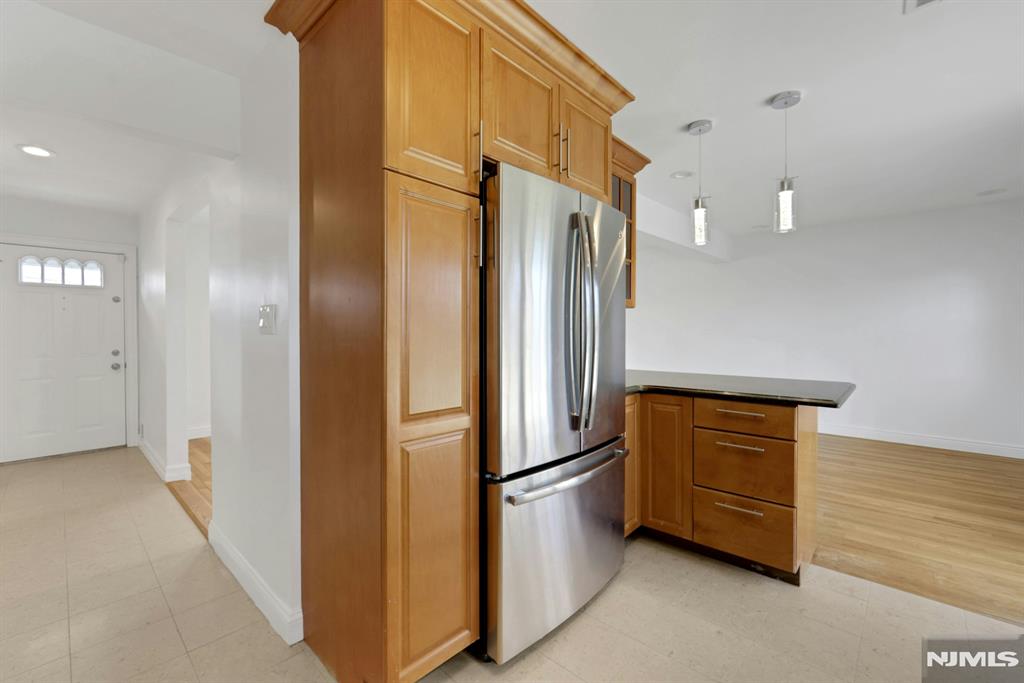 property viewer photo 15