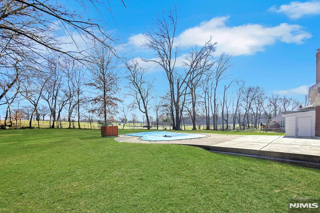 property viewer photo 28