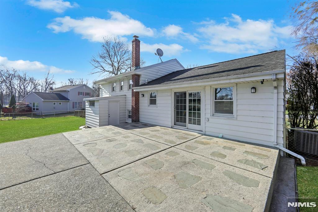 property viewer photo 29