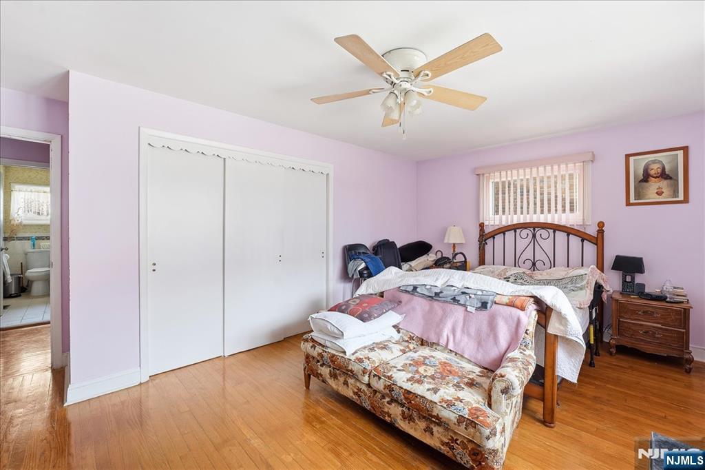 property viewer photo 10
