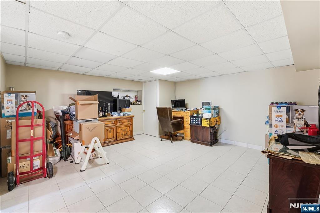 property viewer photo 18