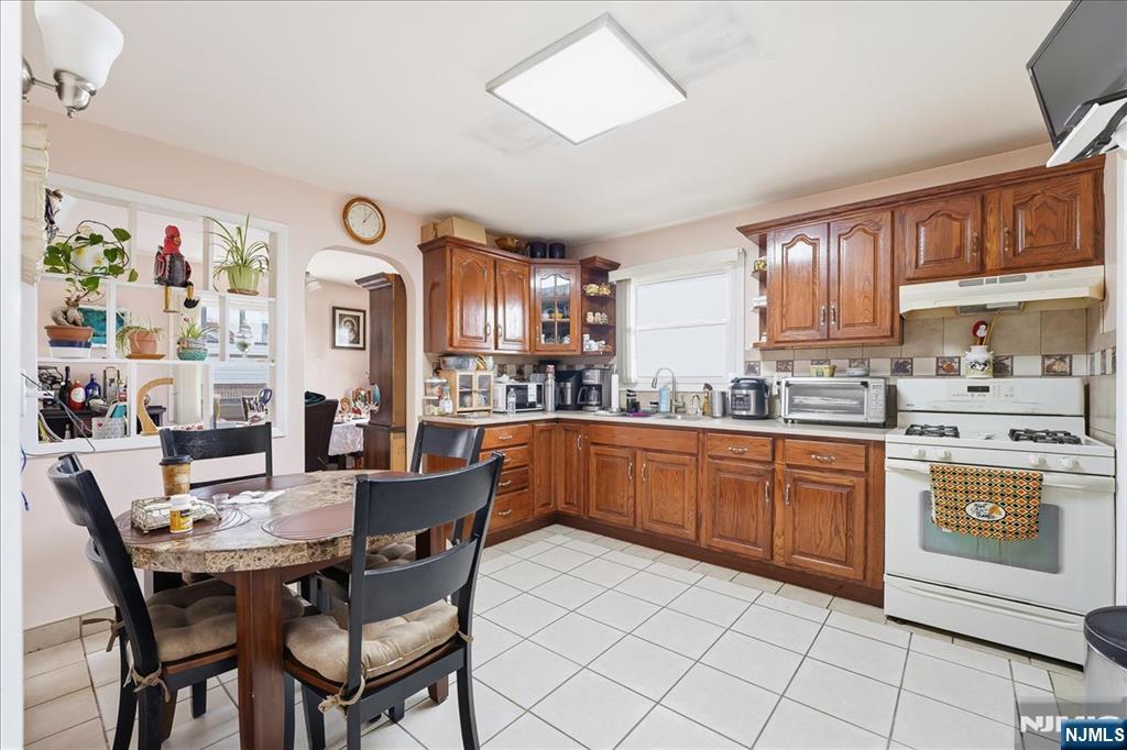 property viewer photo 24