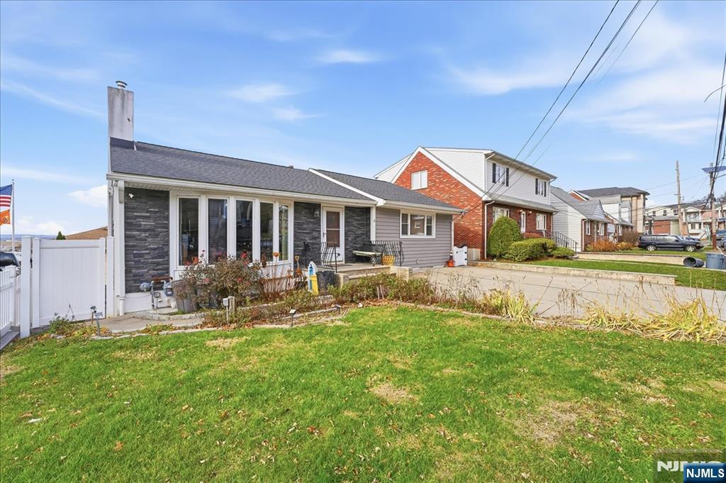 property viewer photo 30