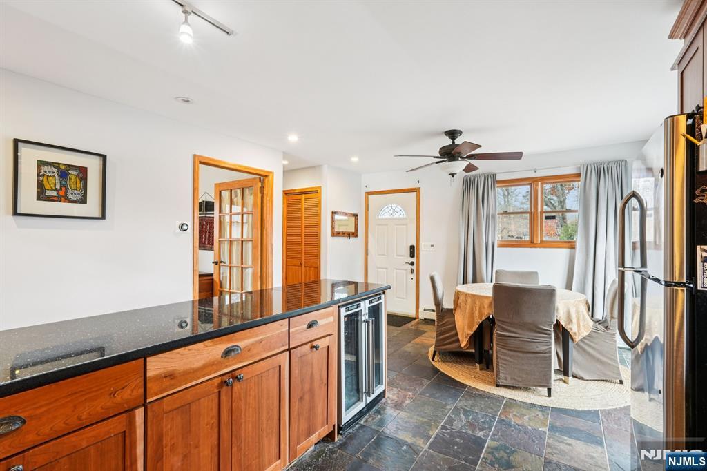 property viewer photo 11