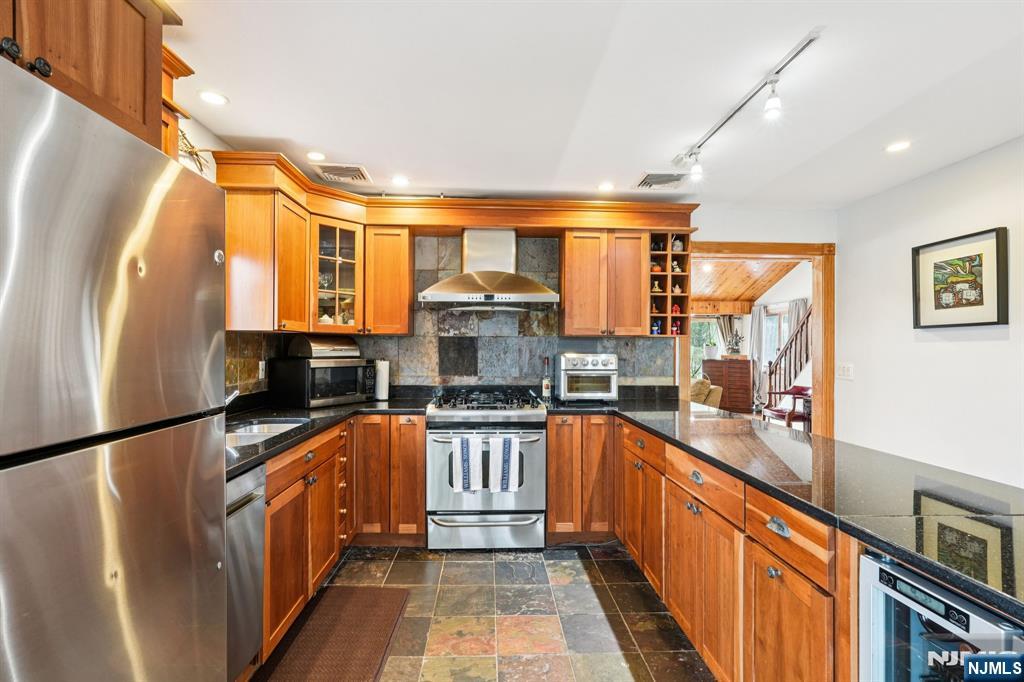 property viewer photo 14