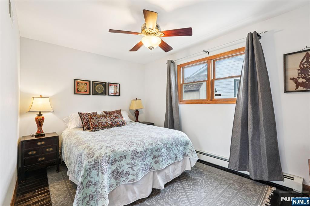 property viewer photo 24