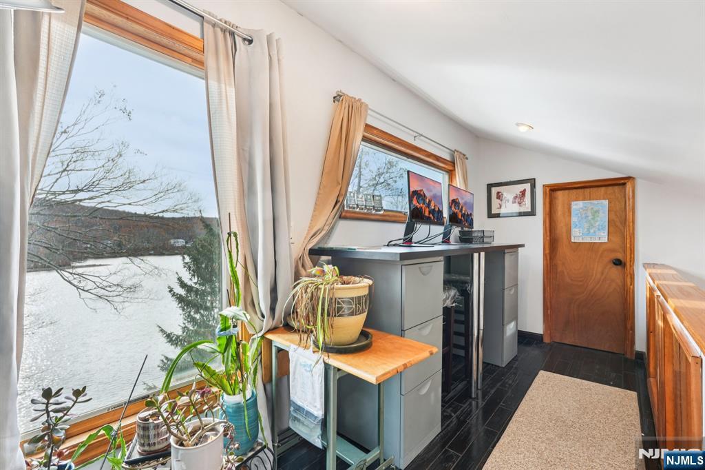 property viewer photo 30