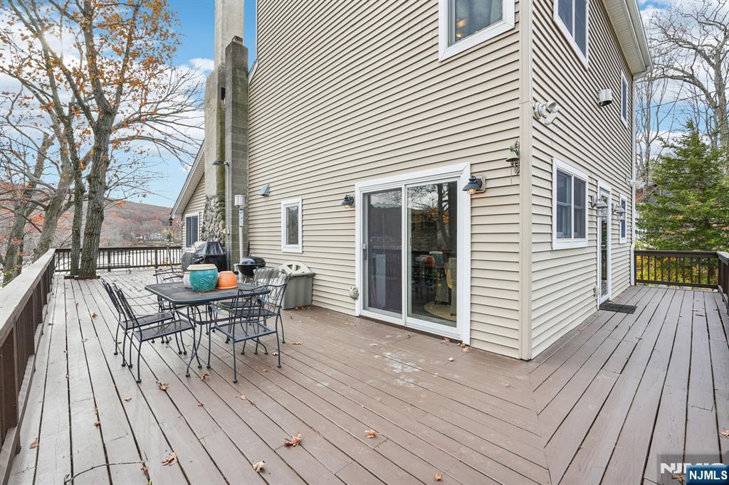 property viewer photo 32