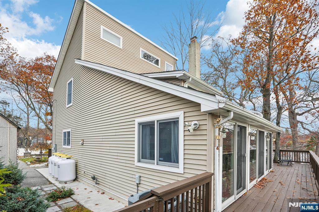 property viewer photo 35