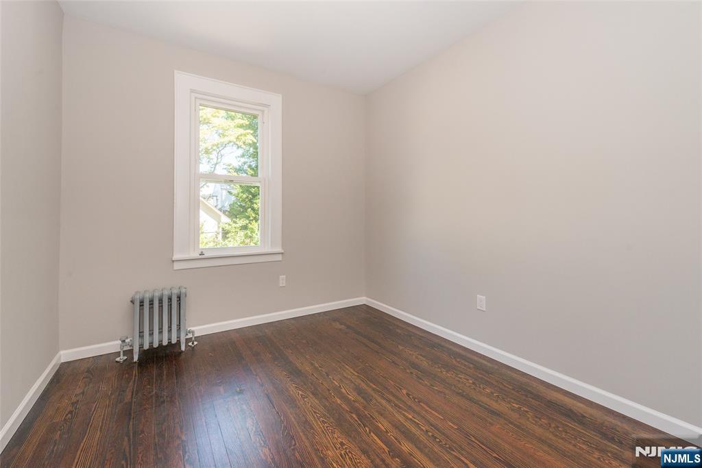 property viewer photo 20