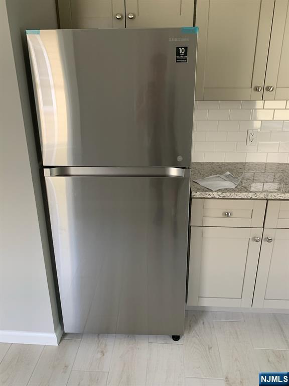 property viewer photo 30