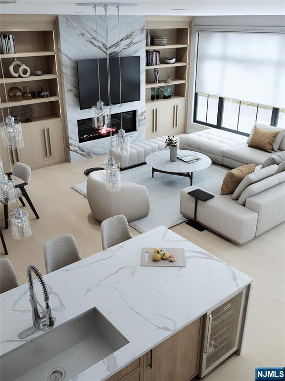 property viewer photo 4
