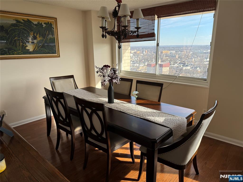 property viewer photo 4