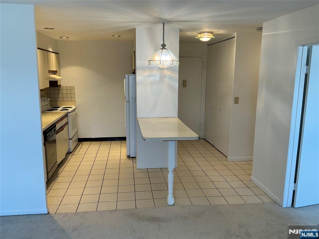 property viewer photo 12