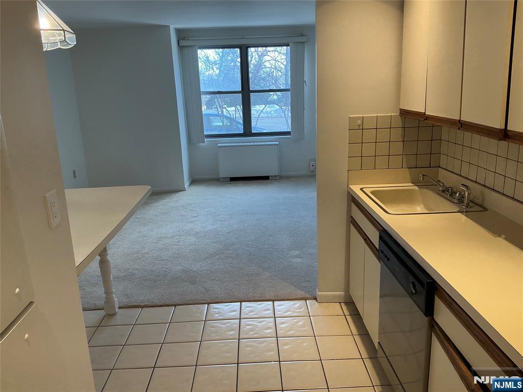 property viewer photo 15