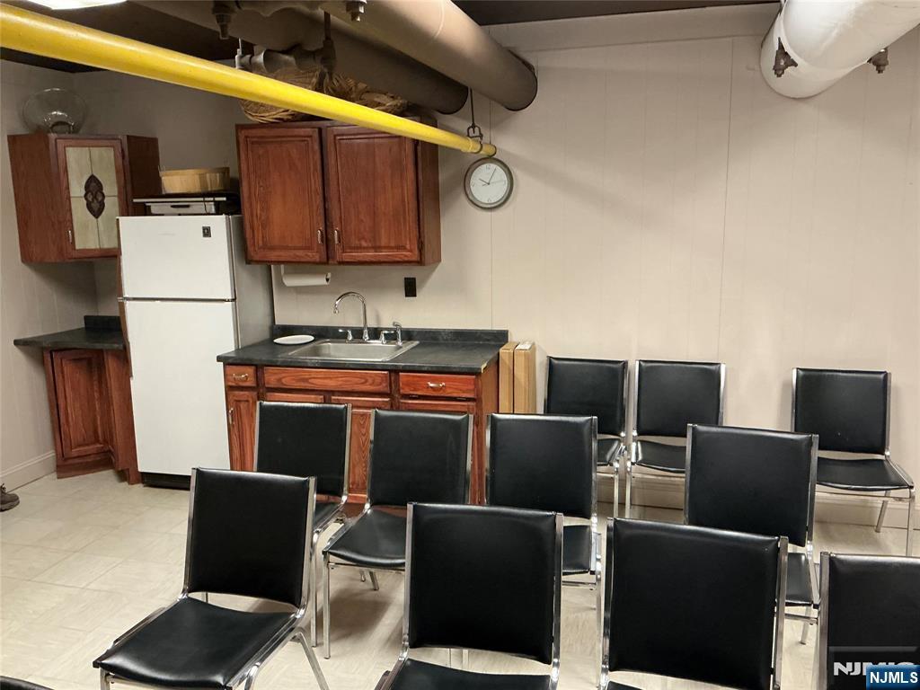 property viewer photo 20