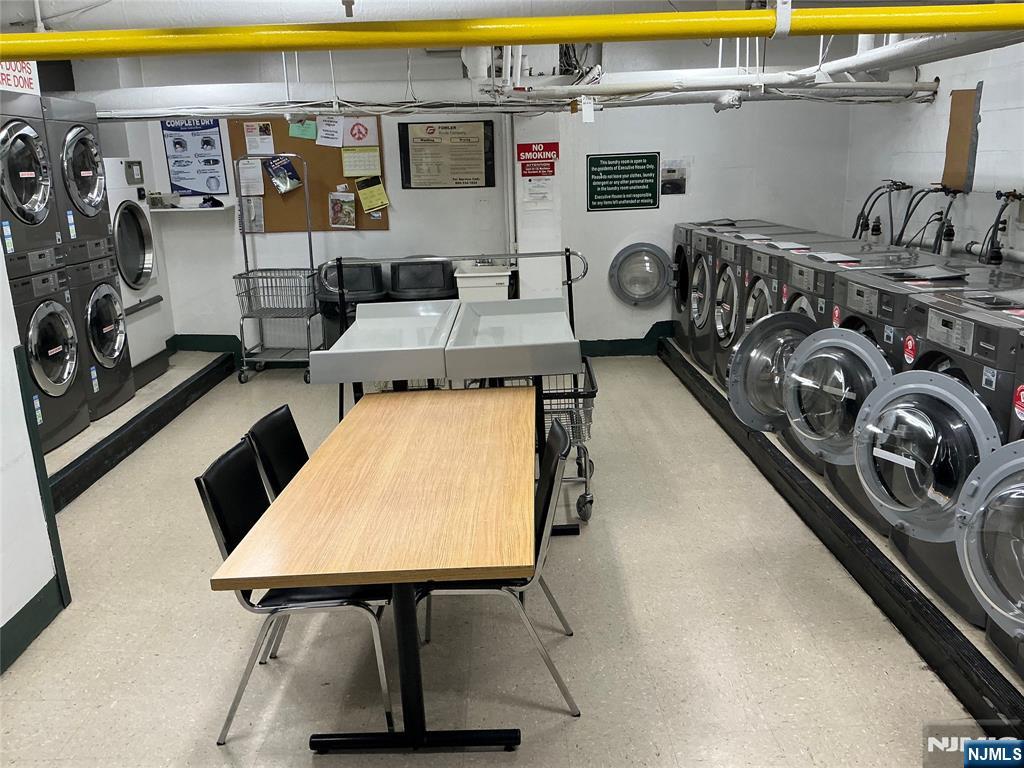 property viewer photo 21