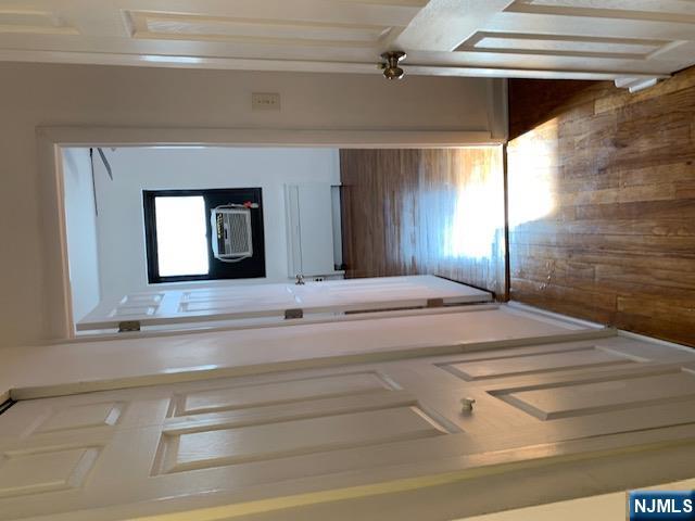 property viewer photo 6