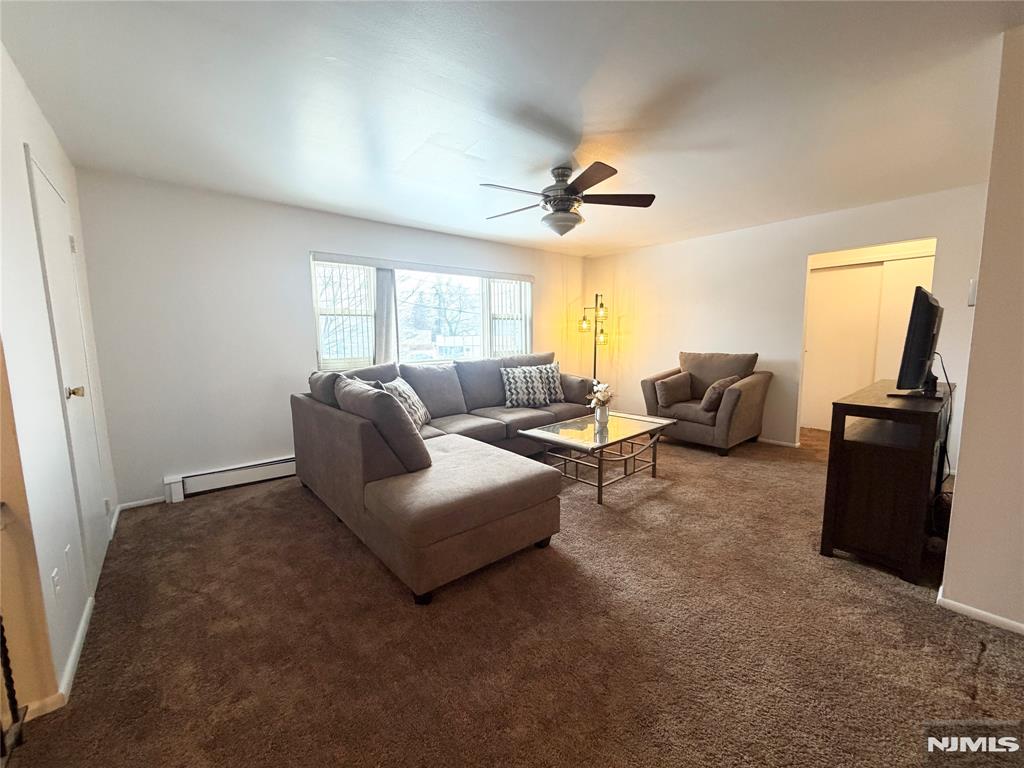 property viewer photo 3