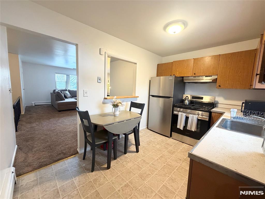 property viewer photo 4