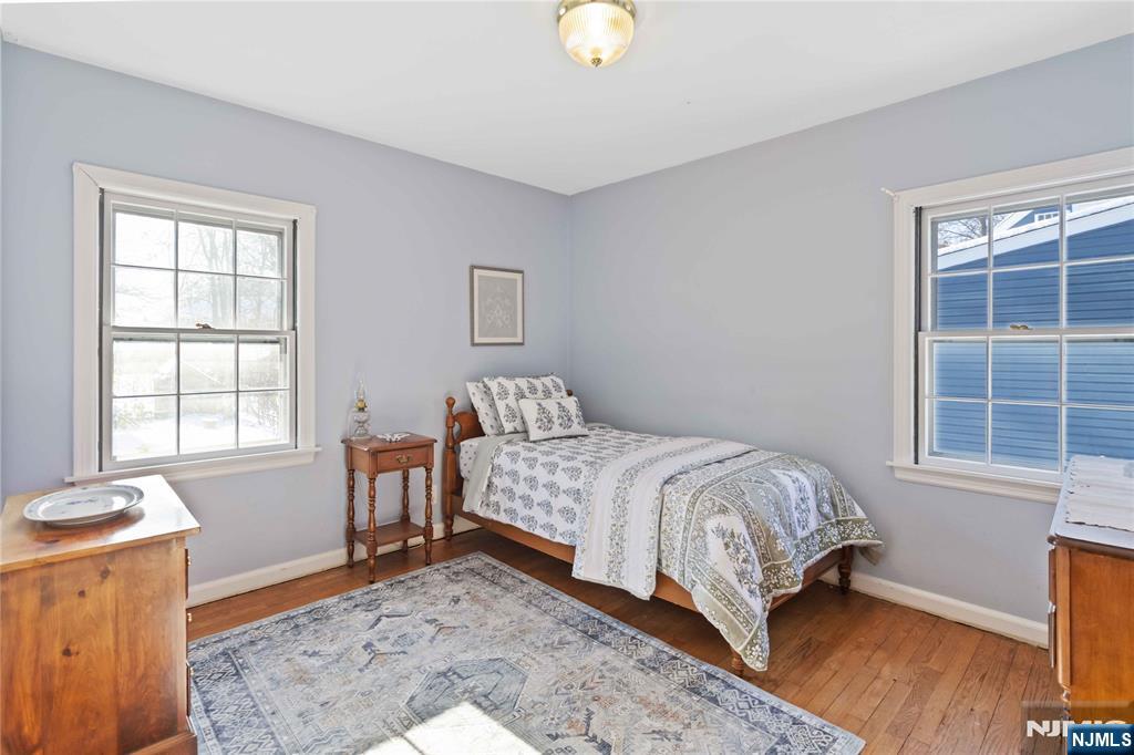 property viewer photo 12
