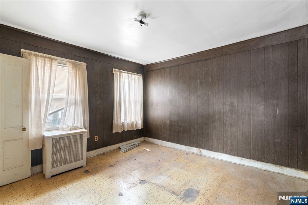 property viewer photo 10