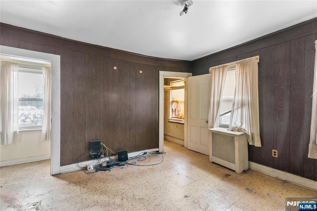 property viewer photo 11