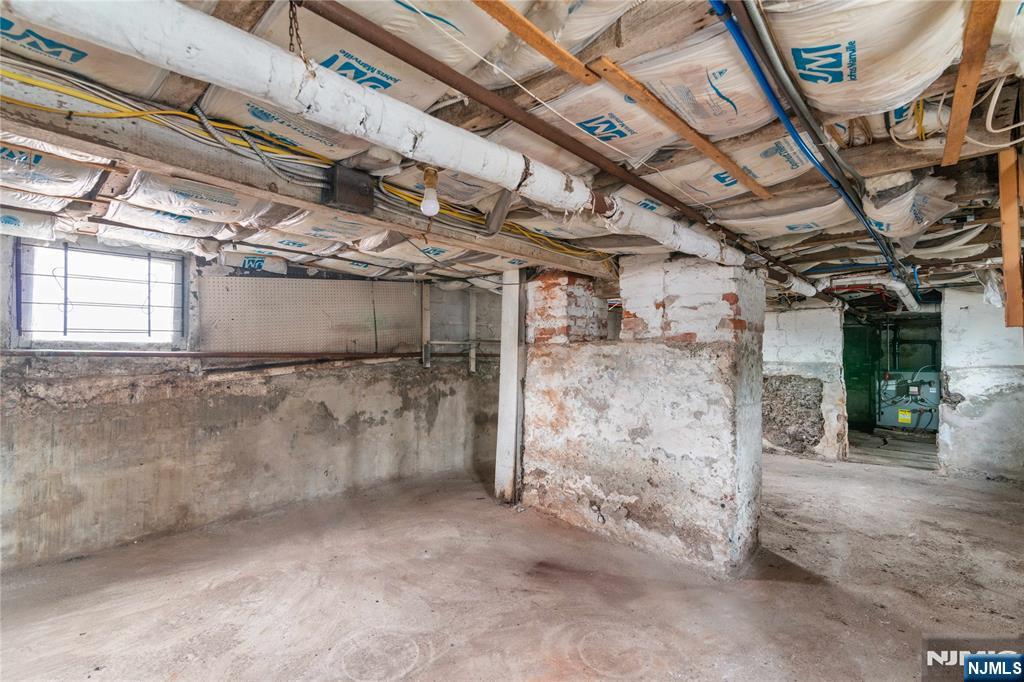 property viewer photo 16