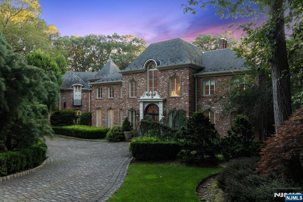 main property photo 22
